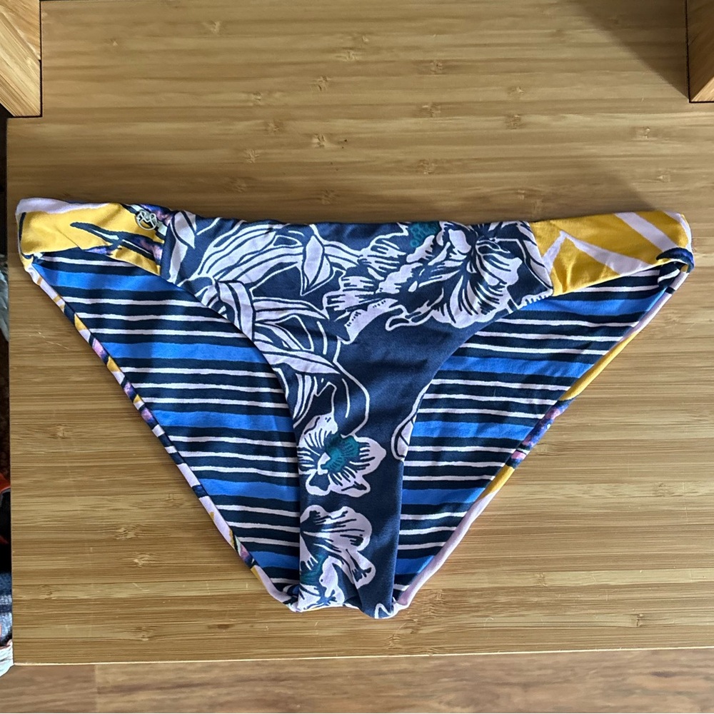 Maaji reversible bikini bottom